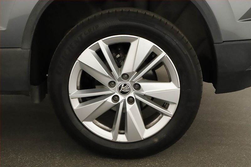 Škoda Karoq (2024) 1.5 TSI, FRESH - fotka 12 z 17