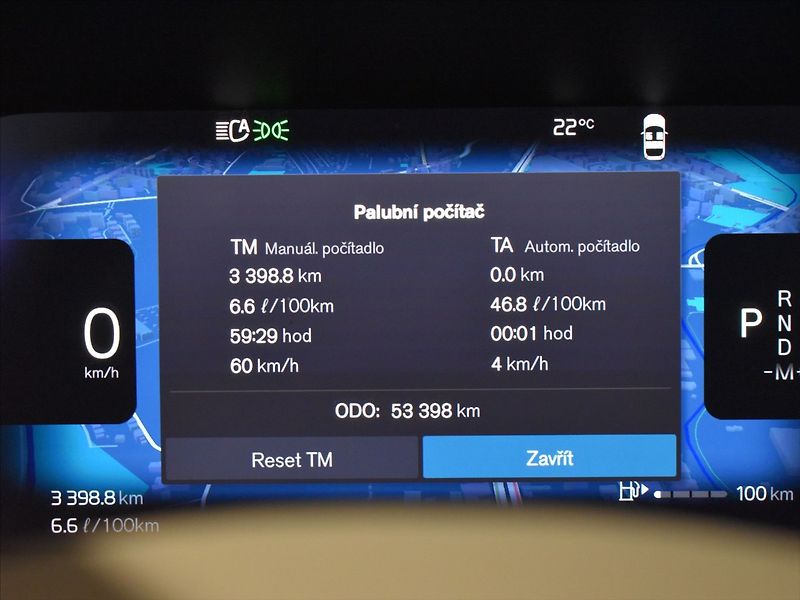 Volvo XC60 2,0 B4 AWD Plus dark Bezklíč - fotka 23 z 23
