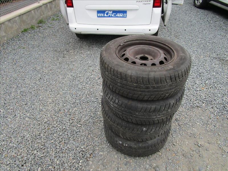 Peugeot Partner Tepee 1.6VTi  Klima - fotka 34 z 38