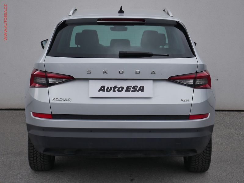 Škoda Kodiaq (2020) 2.0 TDi, ČR, Style, DSG - fotka 5 z 27
