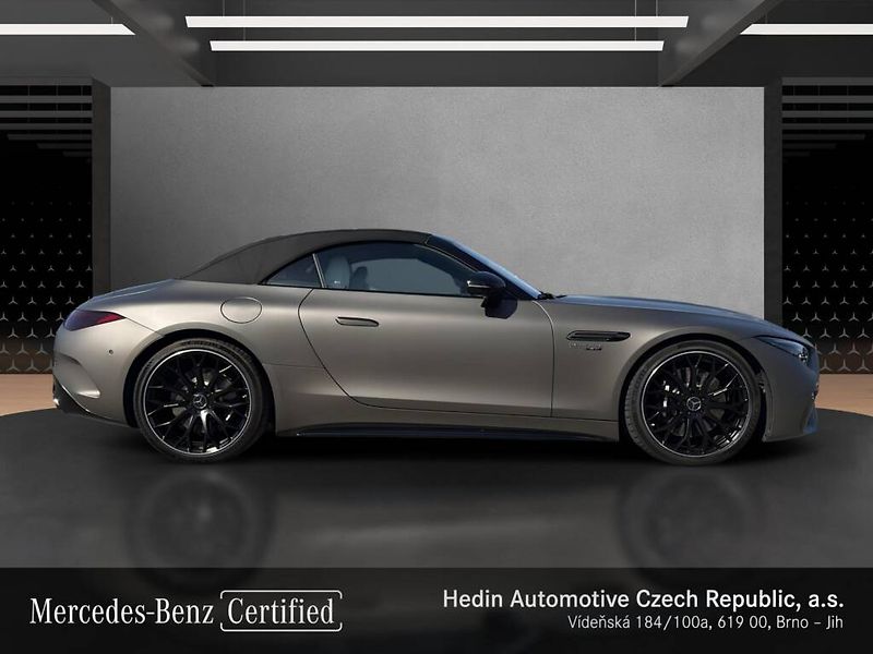 Mercedes-Benz SL (2025) AMG 63 4MATIC+roadster - fotka 6 z 28