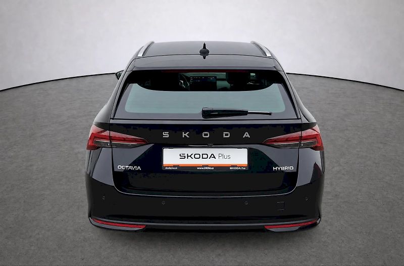 Škoda Octavia (2025) Combi Top Selection 1,5 Tsi 11 - fotka 37 z 40