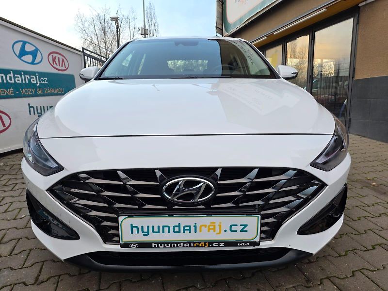 Hyundai i30 1.5-MHEV-48V-BENZIN-ZÁRUKA - fotografie inzerátu