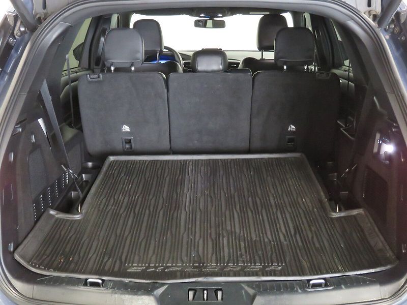 Ford Explorer - fotka 26 z 26