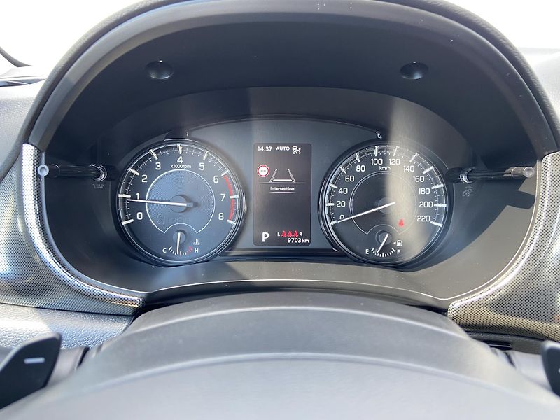 Suzuki Vitara 1.4 BoosterJet 6AT 4x4 Eleganc - fotka 16 z 22