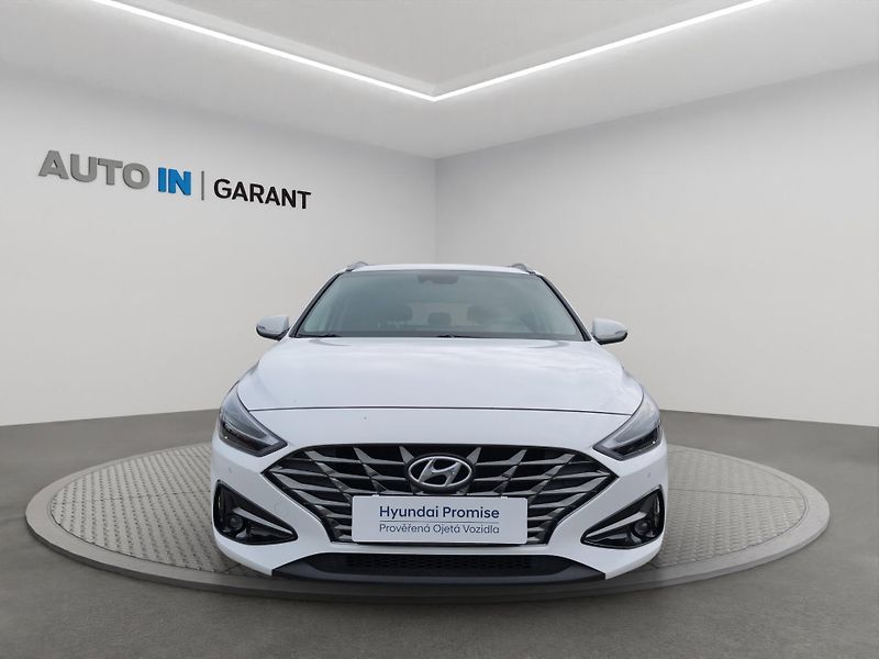 Hyundai i30 (2020) SMART 1.5 DPi 81kW, ČR, 1. Maj - fotka 2 z 25