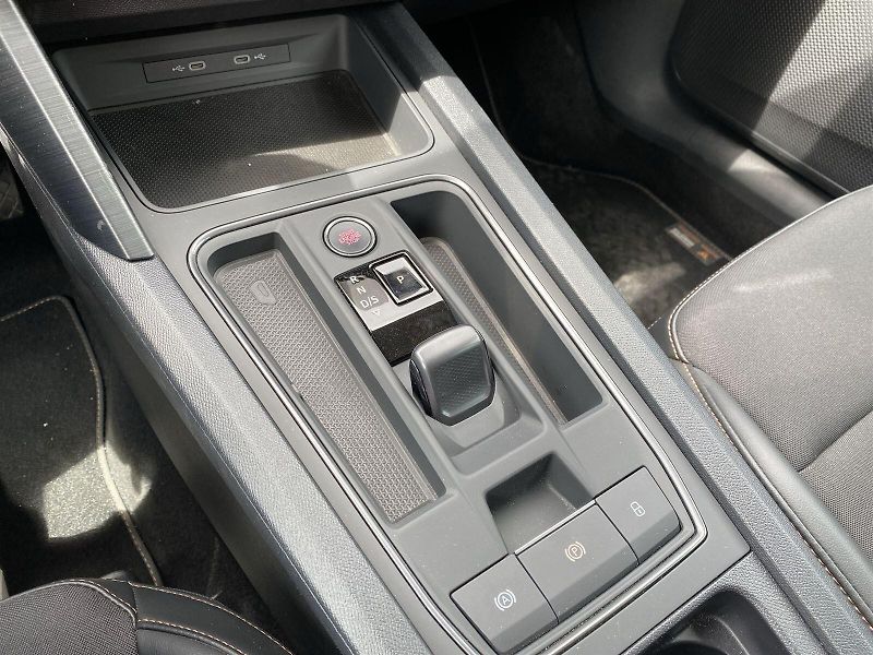 Cupra Formentor (2024) 1.5 TSI DSG - fotka 14 z 34