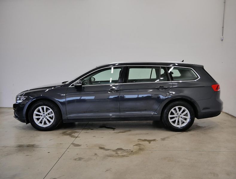 Volkswagen Passat - fotka 3 z 21
