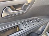 Peugeot 5008 1.2 PureTech/96kW Allure AT - náhled 32