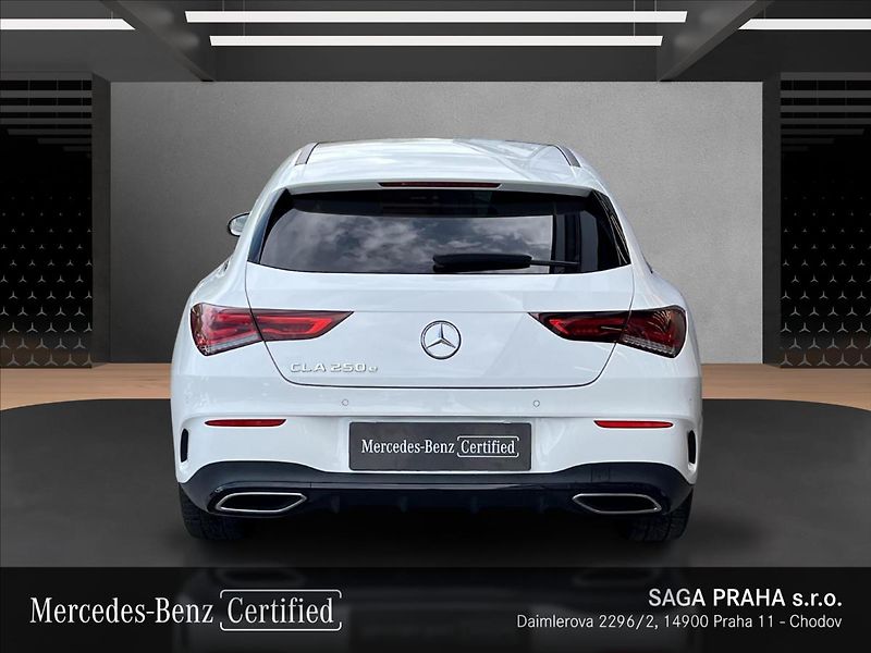 Mercedes-Benz CLA 250 e Shooting Brake AMG Line - fotka 4 z 23