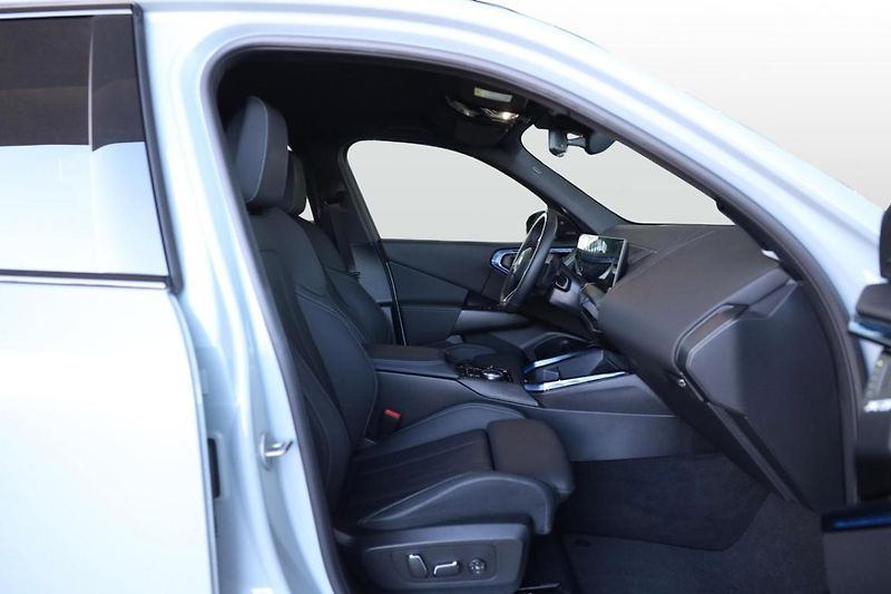 BMW X3 20 xDrive - fotka 20 z 27