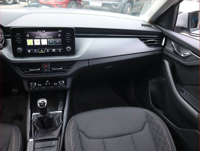 Škoda Scala (2021) 1.0 TSI, Tempomat - fotka 8 z 19