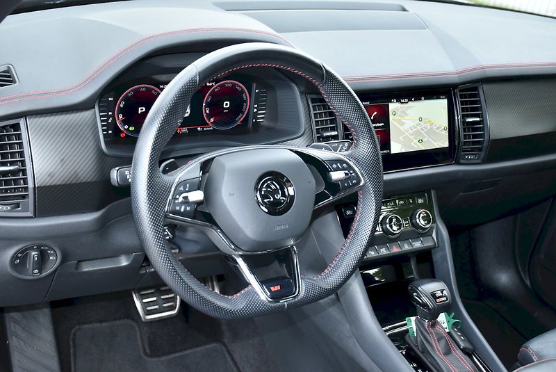 Škoda Kodiaq (2022) RS 2.0 TSI 180kW DSG 4x4 - fotka 11 z 32