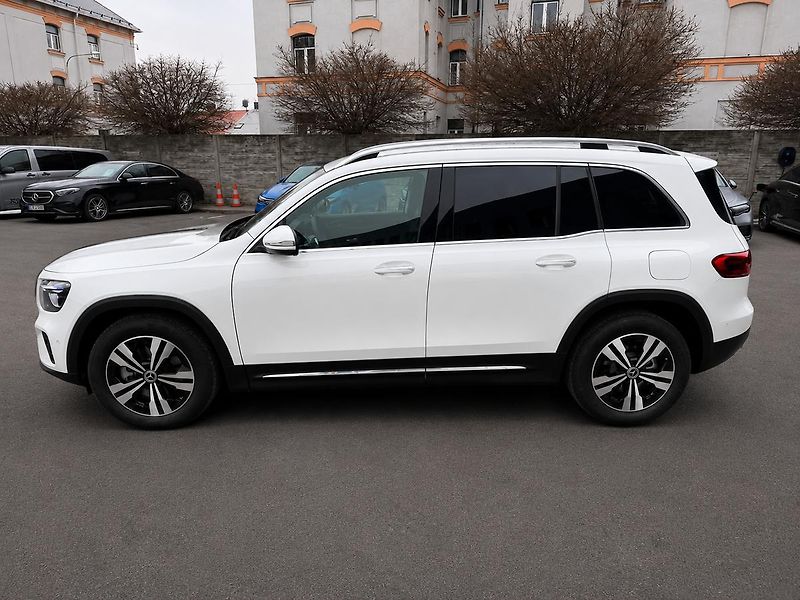Mercedes-Benz GLB (2025) 200 d 4MATIC - fotka 4 z 25