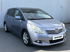 Toyota Verso (2011) 2.2 D-CAT, Xenon, panor. - fotografie inzerátu