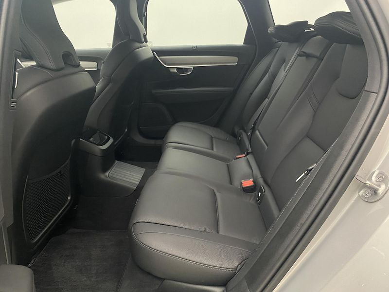 Volvo V90 T6 AWD RECHARGE BRIGHT PLUS - fotka 5 z 58
