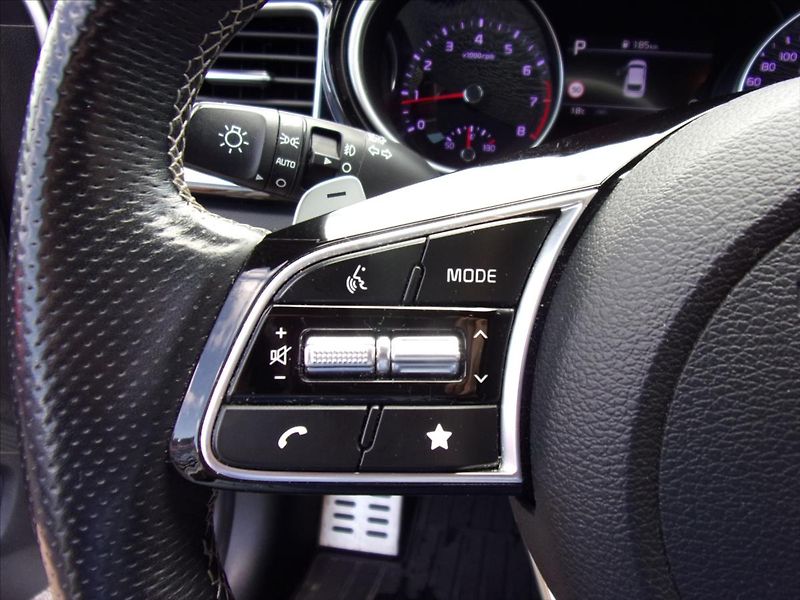 Kia ProCeed 1,5 T-GDI  GT-Line - fotka 30 z 32