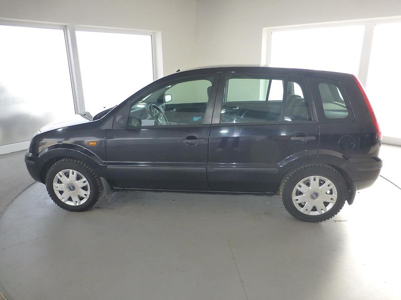 Ford Fusion (2002) 1,4TDCI-50KW**NOVÉ PNEU* - fotka 9 z 25