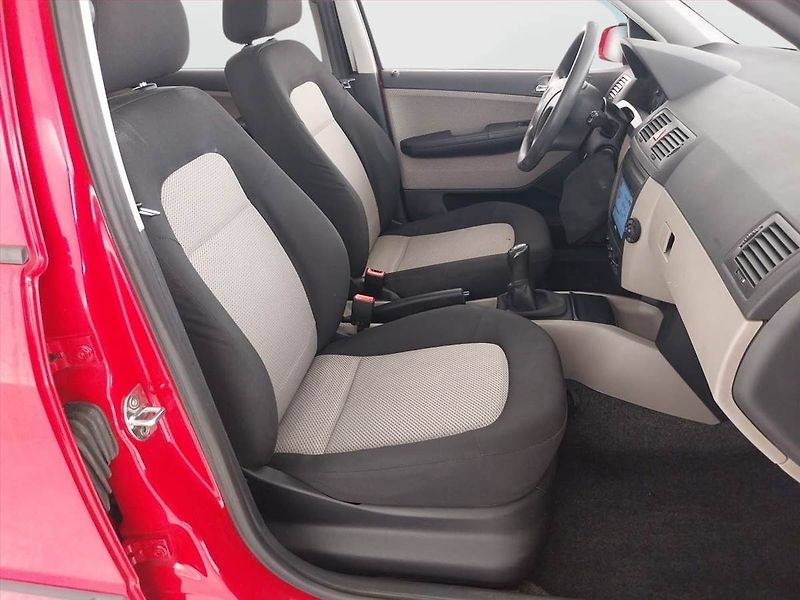 Škoda Fabia (2005) Ambiente 1.4 16V, Serv.kniha - fotka 9 z 18