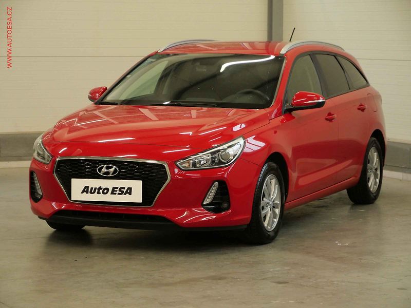 Hyundai i30 (2017) 1.0T-GDi, ČR, AC, temp - fotka 3 z 19