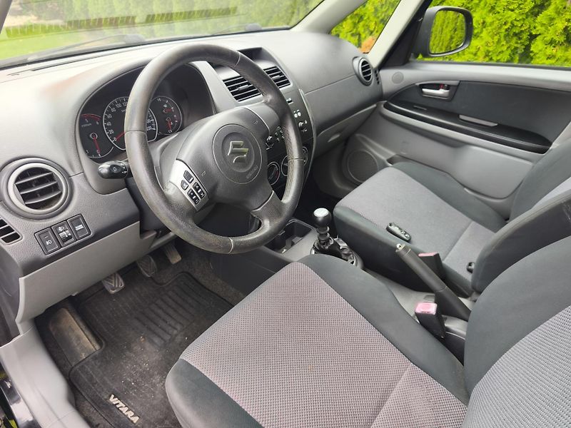 Suzuki SX4 (2007) 1.9DDis 88kw, r.v.2007 - fotka 5 z 7