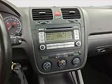 Volkswagen Golf (2006) 1.9 TDI, dobrý stav - náhled 12