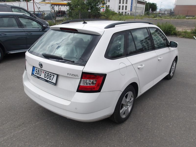 Škoda Fabia 1,0TSi  ČR 2x KLOLA ! - fotka 6 z 35