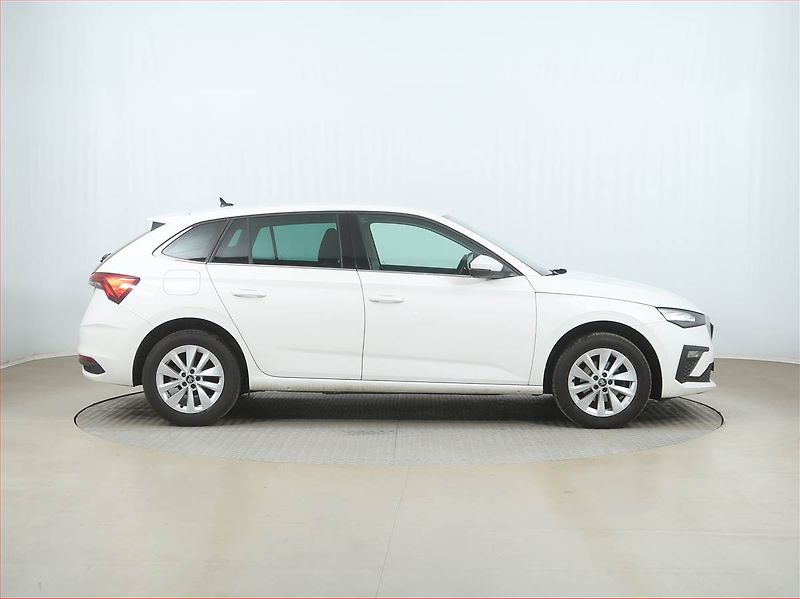 Škoda Scala (2025) 1.0 TSI, Top Selection, FullLe - fotka 6 z 17