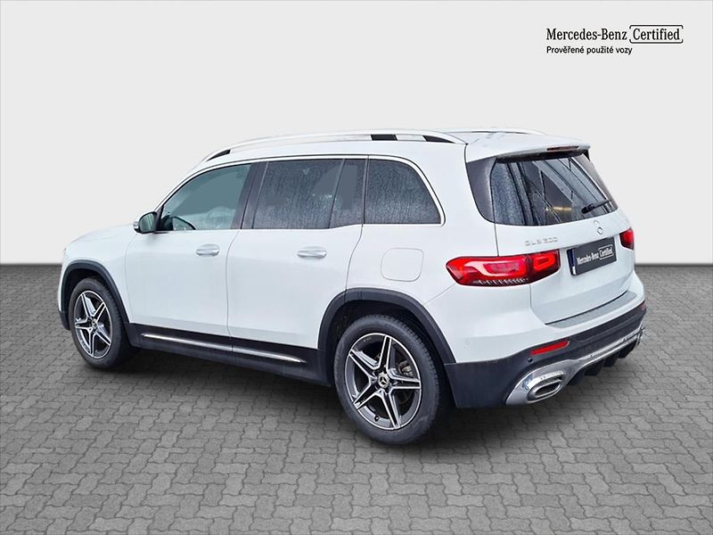 Mercedes-Benz GLB 200 4MATIC AMG Line - fotka 3 z 22