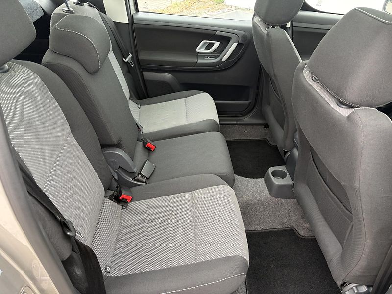Škoda Roomster (2008) 1.6 16V po servisu - fotka 16 z 24