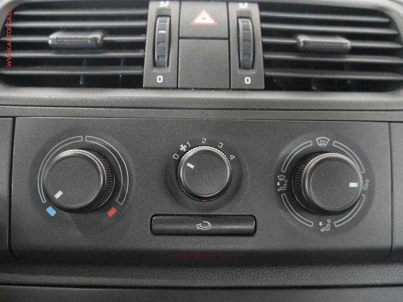 Škoda Fabia (2009) 1.2 HTP, STK727 - fotka 15 z 16