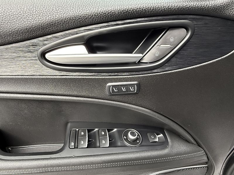 Alfa Romeo Stelvio 2,0T Q4 280PS 4x4 Automat - fotka 19 z 40