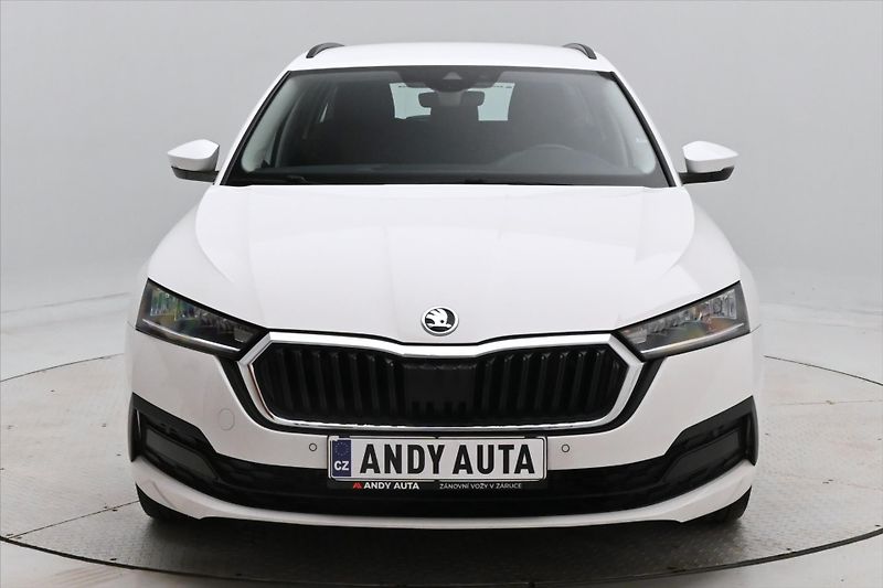 Škoda Octavia 1,4 TSI iV 110 kW DSG Ambition - fotka 2 z 30