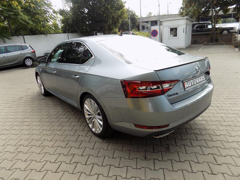 Škoda Superb (2015) 2.0 TSi L&K Webasto - fotka 5 z 15