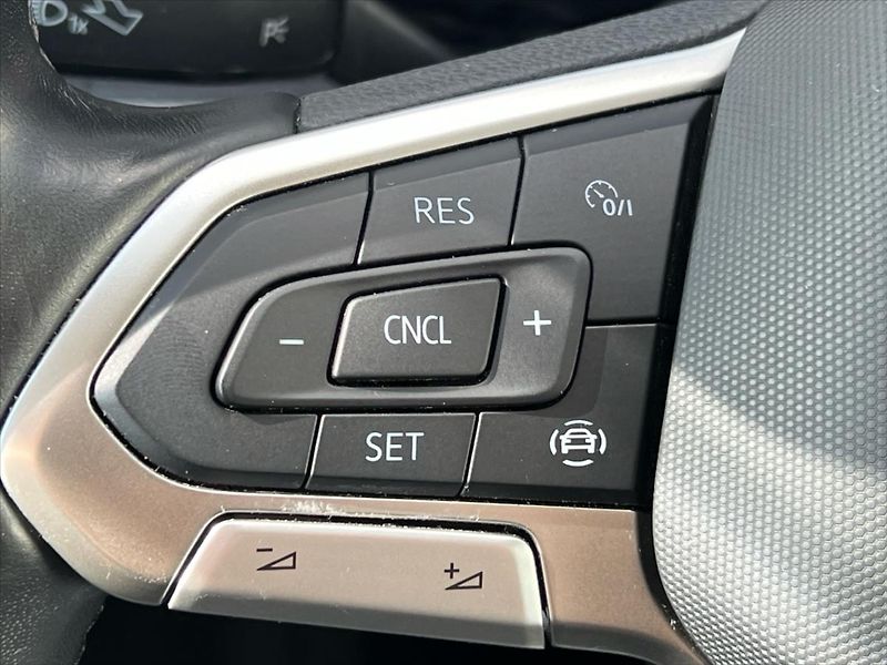 Volkswagen Multivan 2,0 TDi 150kW 7DSG 4Motion BUL - fotka 19 z 26