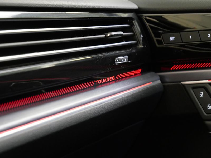 Volkswagen Touareg - fotka 24 z 30