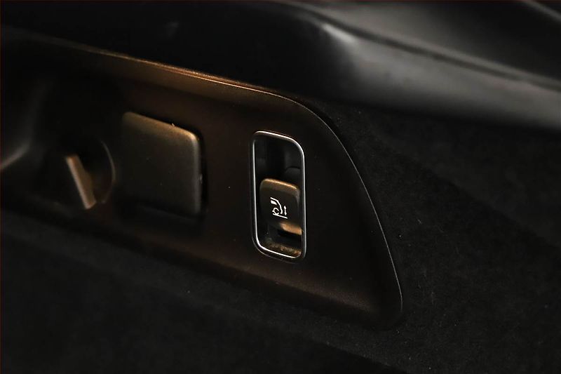 Mercedes-Benz GLE (2022) 400 d 4MATIC - fotka 22 z 26
