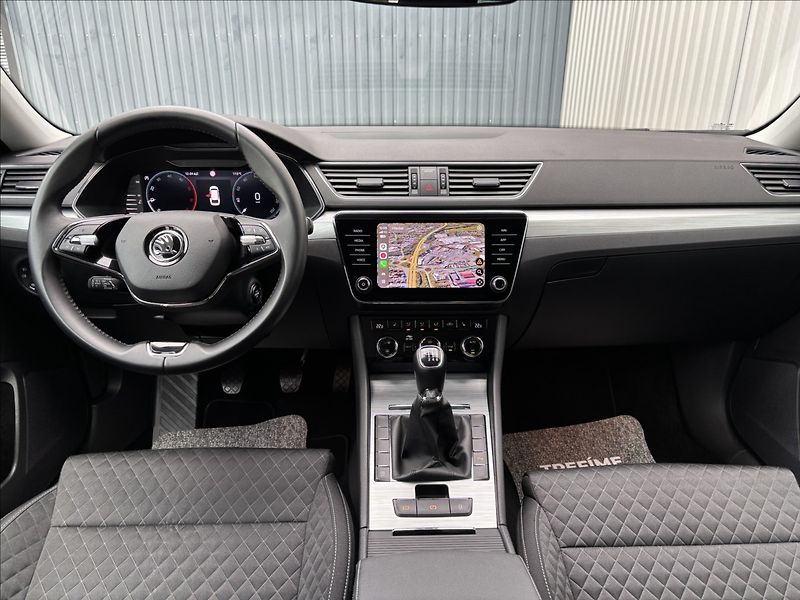 Škoda Superb III Combi 2.0 TDi Style Navi - fotka 10 z 15