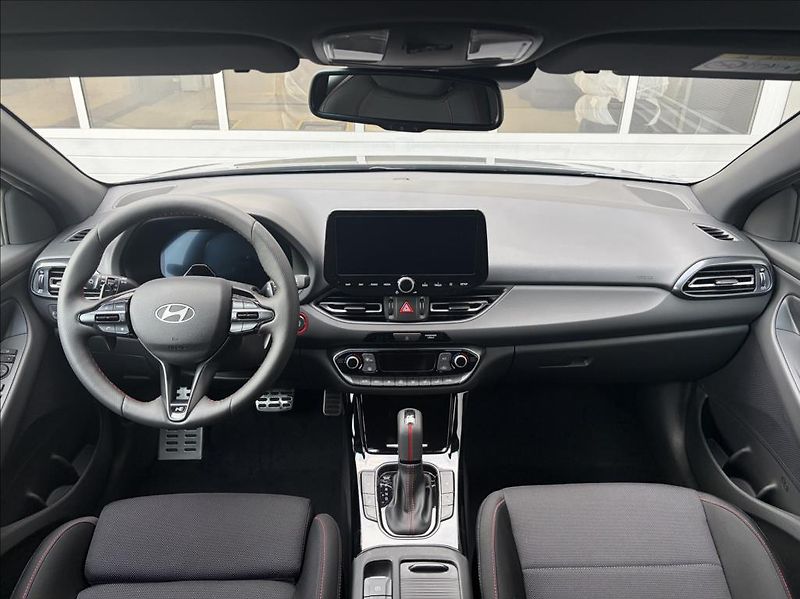Hyundai i30 (2026) 1,6 T-GDI DCT  WG FL N Line - fotka 14 z 22