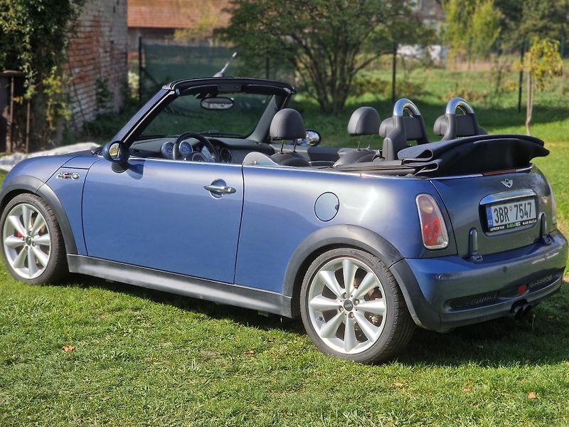 Mini Cooper (2007) JCW, R52 Cabrio - fotka 18 z 25