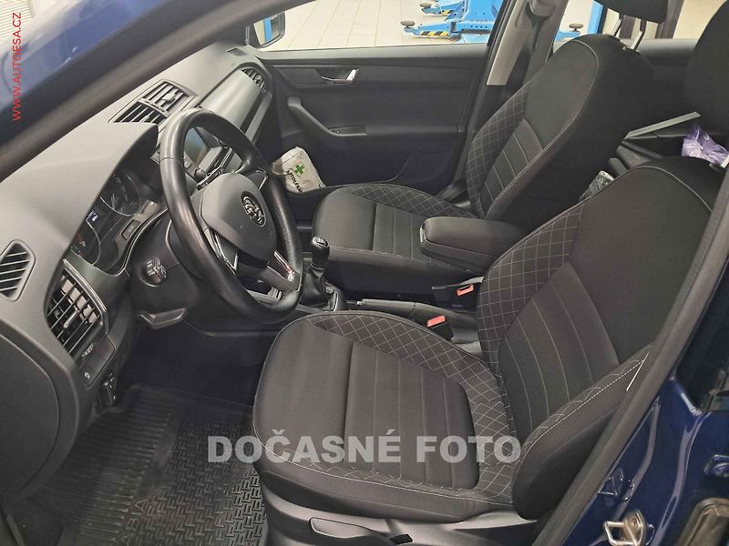 Škoda Fabia (2017) 1.0tsi, 2.maj,ČR, autoAC - fotka 3 z 3