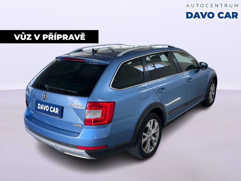 Škoda Octavia 2,0 TDI 135KW SCOUT 4x4 DSG - fotka 3 z 11
