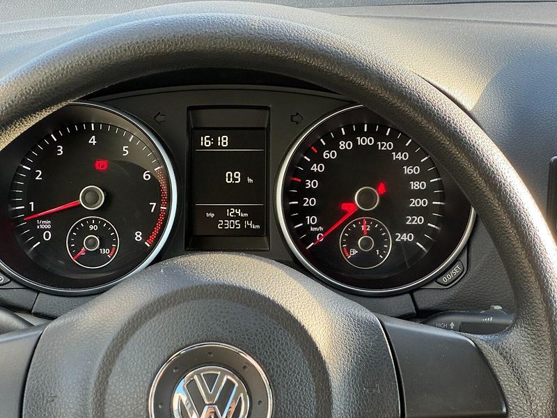 Volkswagen Golf (2013) Comfortline 1.2 TSI 77kW - fotka 18 z 40