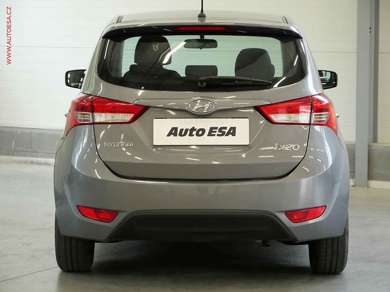 Hyundai ix20 (2015) 1.6 CVVT, 1.maj,ČR, Klima - fotka 5 z 21