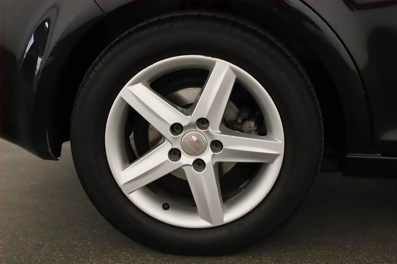 Seat Leon (2011) 1.2 TSI, nová STK, Tažné - fotka 13 z 13