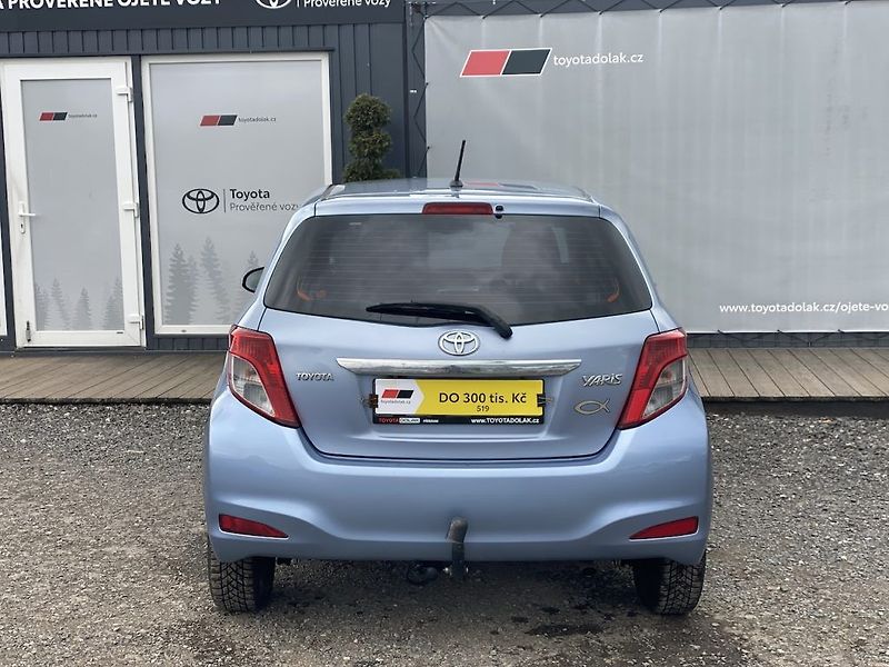 Toyota Yaris 1.33i, ČR, Active, automat - fotka 6 z 10