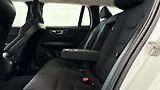 Volvo V60 (2018) D4 MOMENTUM + EL. TAŽNÉ - náhled 7