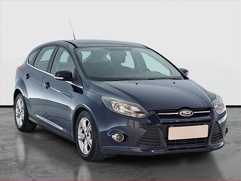 Ford Focus (2012) 1.6 TDCi, po STK, Tažné - fotografie inzerátu