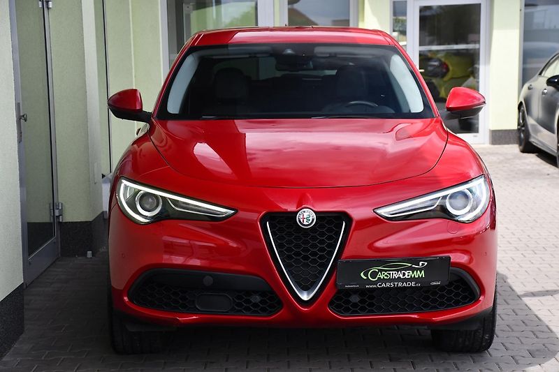 Alfa Romeo Stelvio 2.0 206kW Q4 VELOCE - fotka 9 z 35