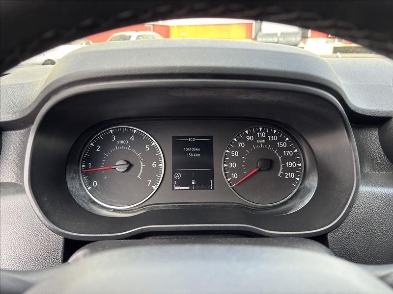 Dacia Duster 1,6 SCe 84 kW Comfort 4x4 S&S - fotka 25 z 43